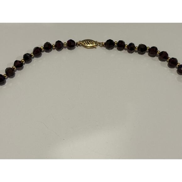 14K Gold Faceted Garnet Beads & Gold Beads Necklace Signed - Picture 3 of 5